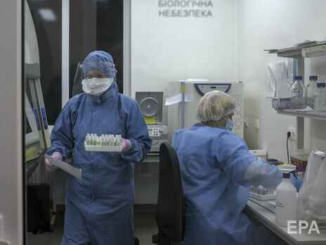 В Украине за сутки подтвердили 727 случаев COVID-19