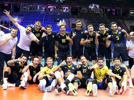 Сборная Украины по волейболу досрочно вышла в 1/8 финала чемпионата Европы